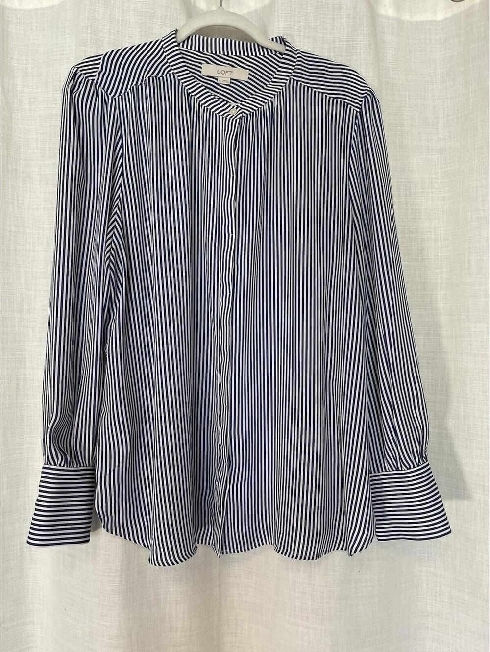 Loft Blue White Pin Stripe Dress Blouse Clean Line Fresh Lines XL